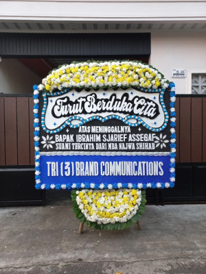 Papan Bunga Duka di Teluk Belengkong